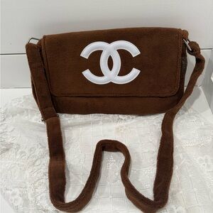 Chanel Beaute' Brown Precision Teddy
Bag ~ VIP GIFT with Purchase~NEW